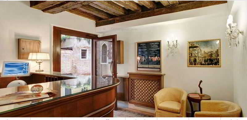 Bed and Breakfast Casa Rezzonico Венеція Екстер'єр фото